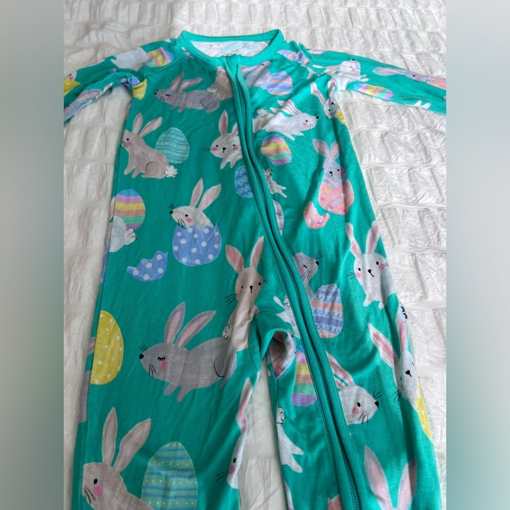Little Sleepies Green Hoppy Days Zippy Pajamas Size 6-12M VGUC - Picture 5 of 7